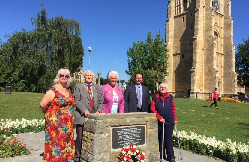 MP lays wreath to commemorate the 751st anniversary of the Battle of Evesham