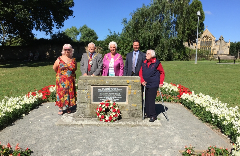 MP lays wreath to commemorate the 751st anniversary of the Battle of Evesham